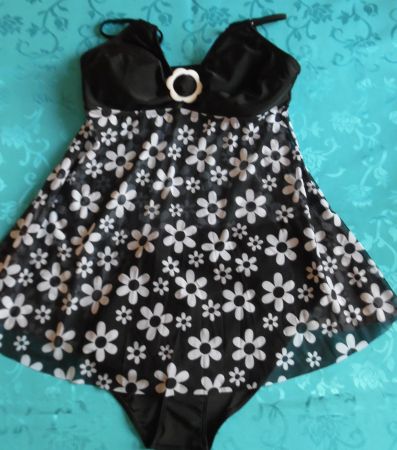2-Teiliges Tankini. EU-Gr. 44