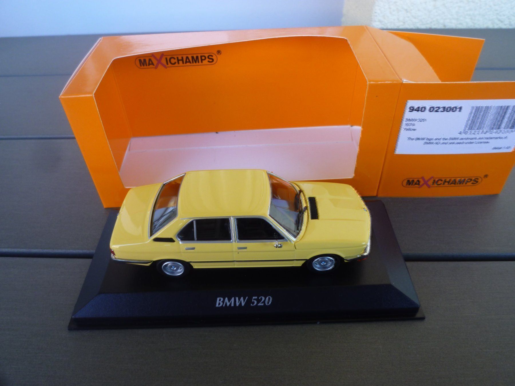 Minichamps Modellini d'auto: BMW 520 (1974) – Nuovo e nell'imballaggio originale da Flawil venduto da Imperiosud 5
