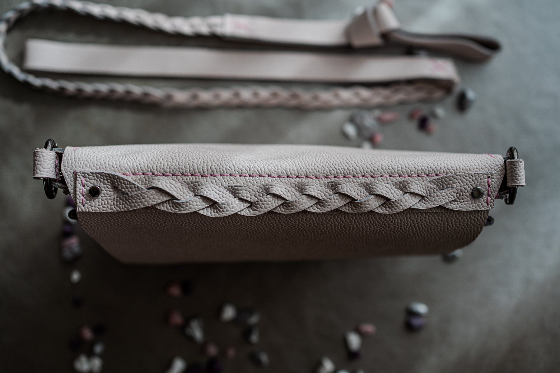 Borse da donna: Umhängetasche "Sandstein" - handmade - Leder – Nuovo e nell'imballaggio originale da Matzendorf venduto da sas_skl6 3