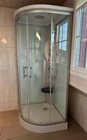 Komplett-Dusche mit Massagedüsen und Klappsitz, 2Monate alt