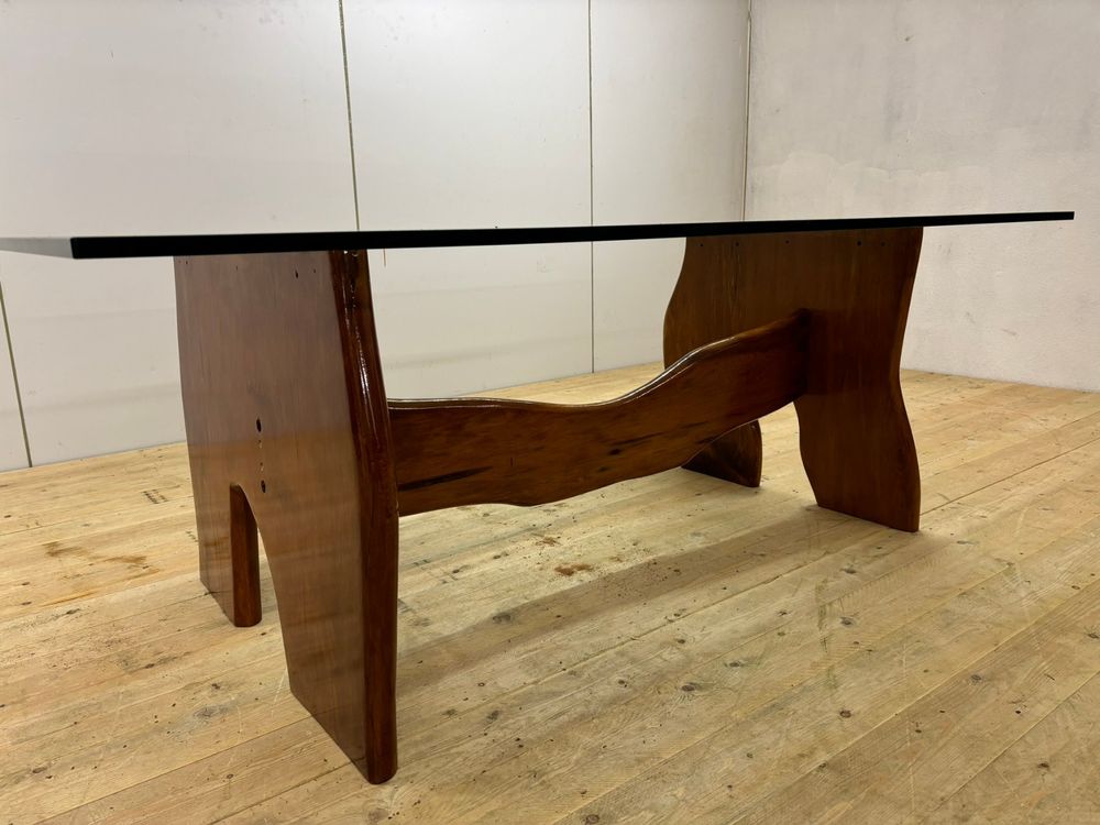 Glastisch mit Holzbeinen   Kauri-Holz aus Neuseeland 3