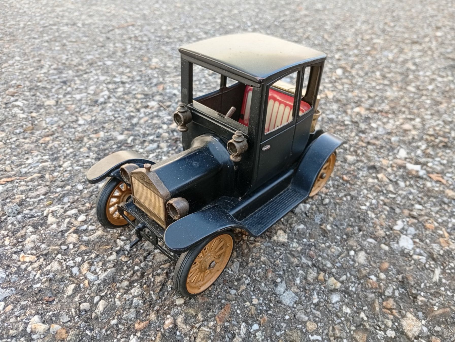 Modellautos: Consul oldtimer – Gebraucht aus Perrefitte von 36B