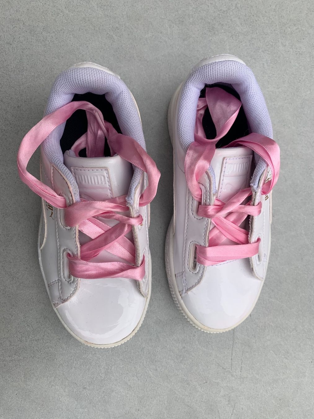 Puma Scarpe per ragazze: Mädchenschuhe PUMA, weiss, Gr. 28 . – Nuovo (secondo la descrizione) da Schaffhausen venduto da 1963CD 1