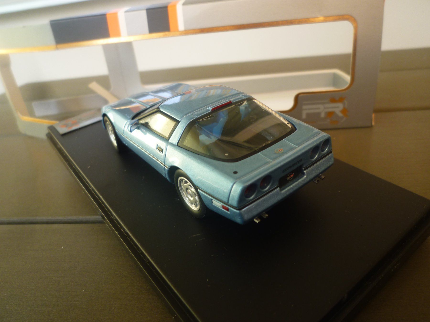 Chevrolet Modellini d'auto: Chevrolet Corvette C4 (1984) – Nuovo e nell'imballaggio originale da Flawil venduto da Imperiosud 2