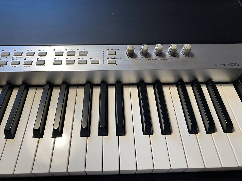 Yamaha Instruments de musique: Yamaha Stage Piano CP 5 – D'occasion à Rothenburg par Mawo3 3
