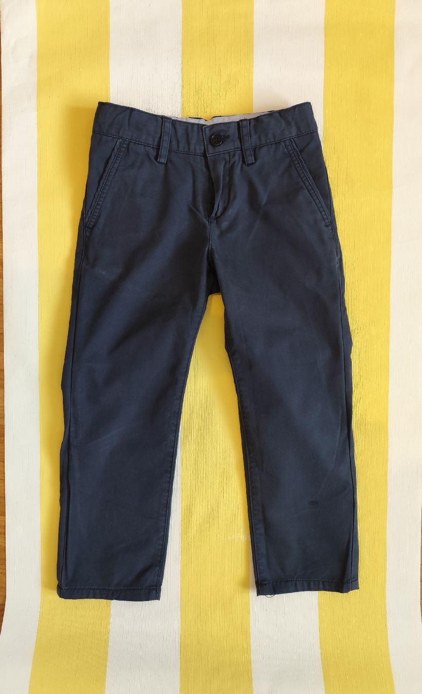 Hosen: Marineblaue Hose. Gr.4 – Gebraucht aus Widen von isa_zz9b