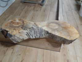 Nussbaum-Wurzelstück 85x30x13 cm in Brillen-/Augenform