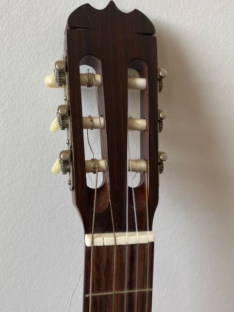 Instruments de musique: Kindergitarre mit Tragetasche – Défectueux à Neuenkirch par Magmatom 1
