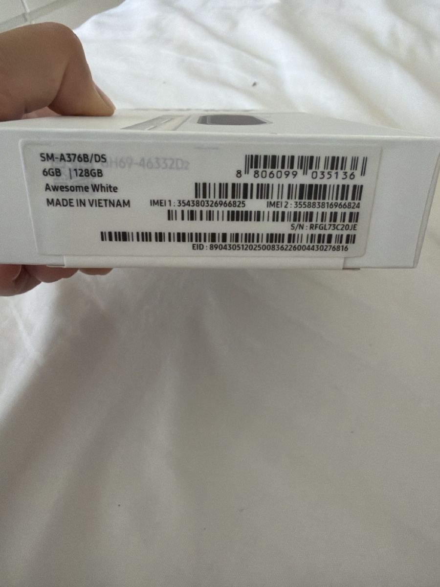 Samsung Telefoni cellulari / Smartphones: Samsung Galaxy A37 5G neu 128GB – Nuovo e nell'imballaggio originale da Wettingen venduto da melinc87 2