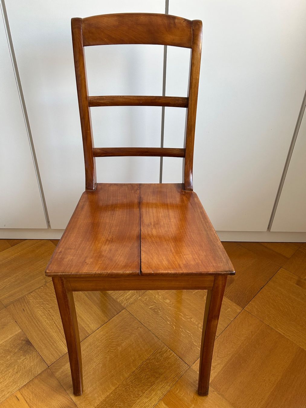 Chaises: Originaler modern-klassischerer Biedermeier Stuhl – D'occasion à Bern par Smile-2707