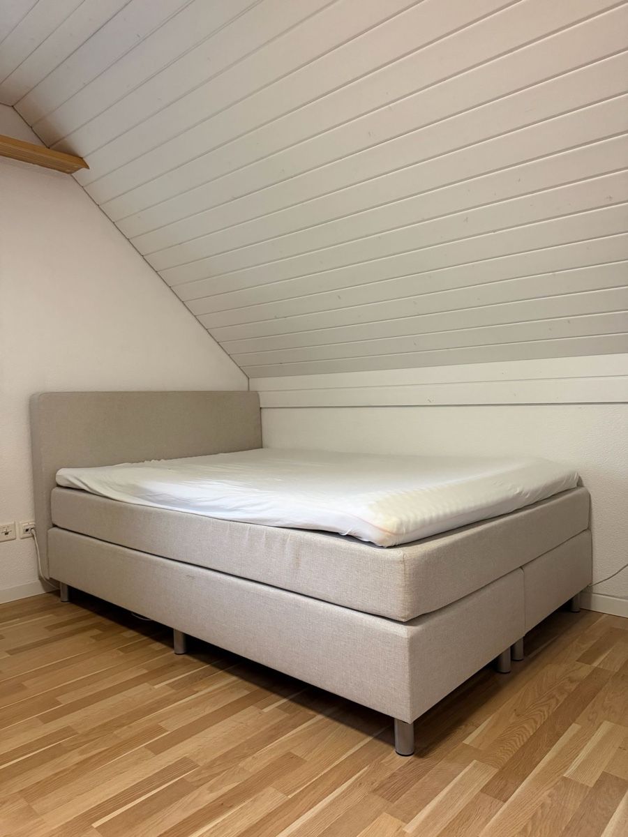 Betten: Boxspringbett beige guter Zustand – Gebraucht aus Schönholzerswilen von Biker00
