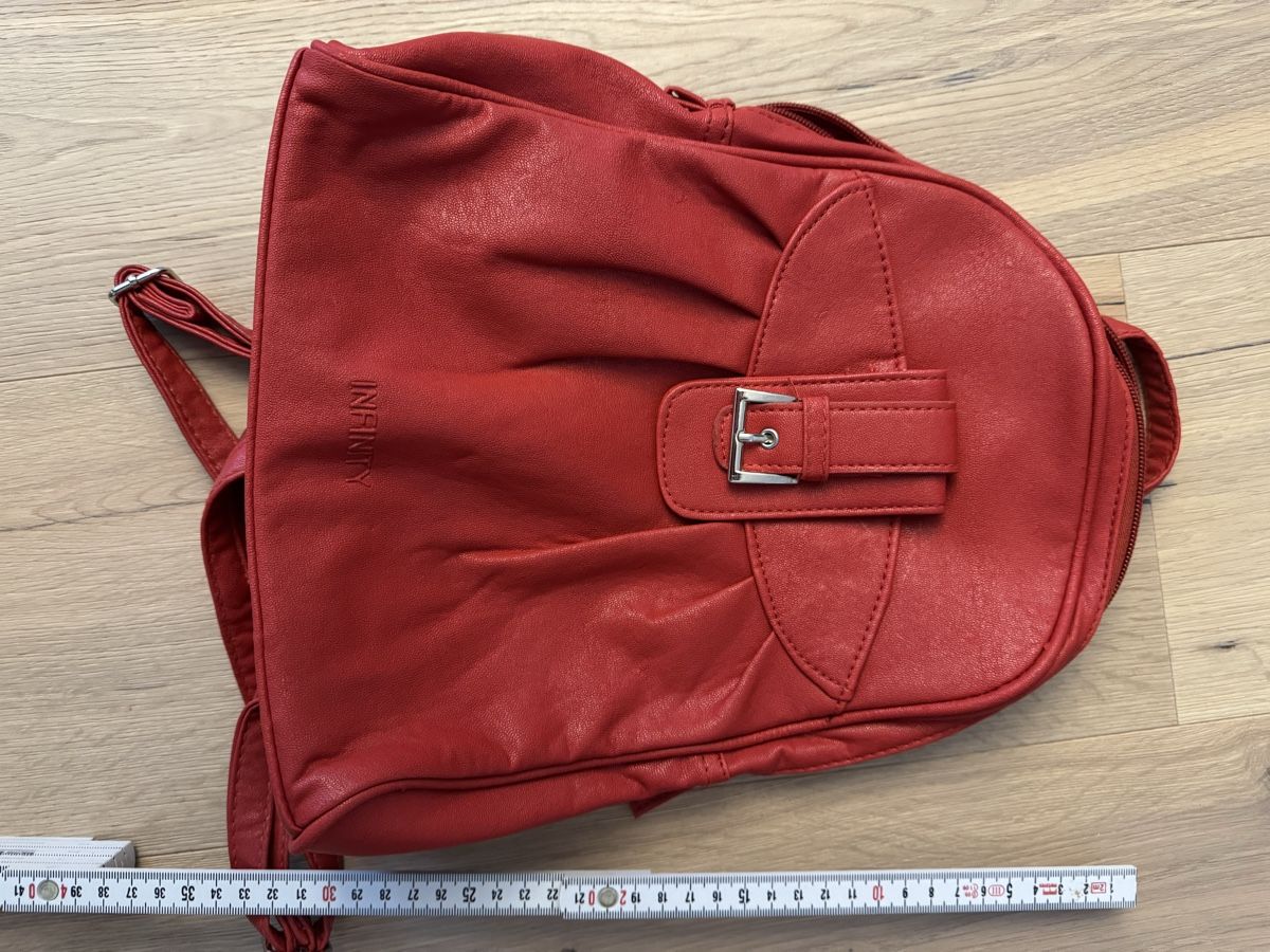 Zaini: Schöner roter Rucksack / Tasche – Usato da Oberentfelden venduto da Judyku 3