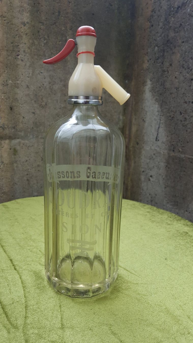 Bouteilles: Syphonflasche – D'occasion à Reinach par 3Guggerli 2