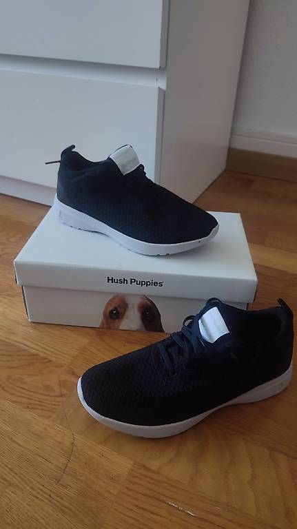 Scarpe da donna: Neue Turnschuhe, New trainers 36/37 – Usato da Zürich venduto da aba_6b6j