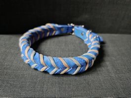 Neues, geflochtenes Hundehalsband Fettleder blau