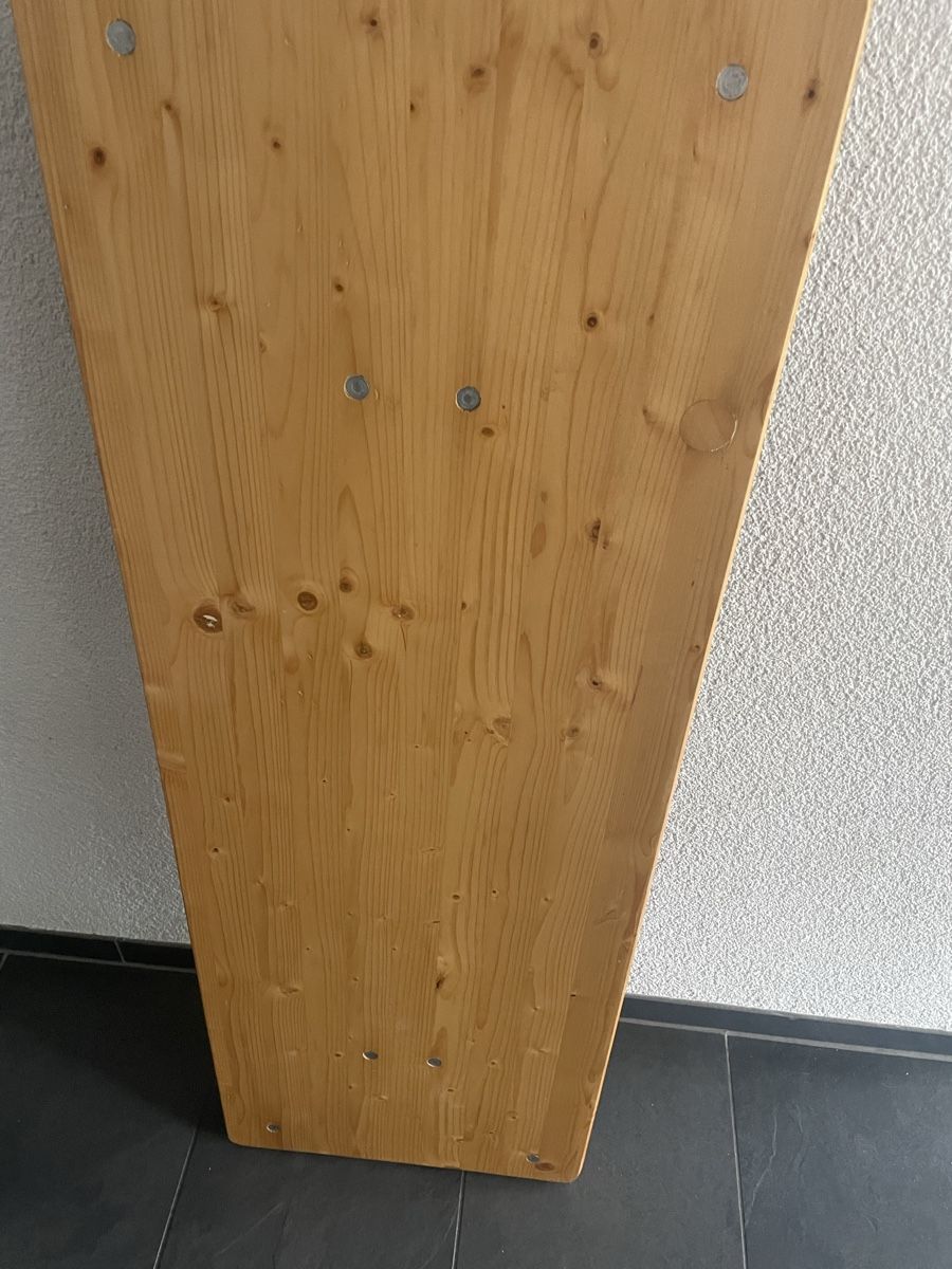 Set di tavolo e panche: Kinterfesttischgarnitur 3 Teilig – Nuovo (secondo la descrizione) da Oberembrach venduto da Marietta53