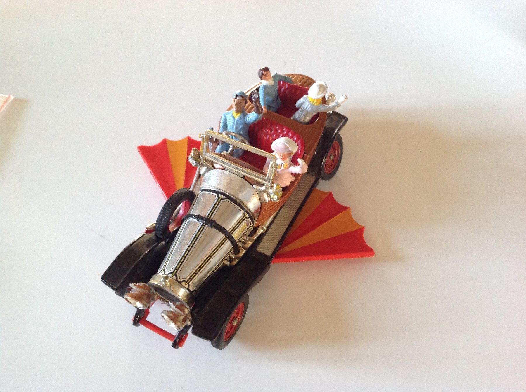 Corgi Toys Modellini d'auto: corgi toys Chitty chitty bang bang – Usato da Vuiteboeuf venduto da broticaire 5