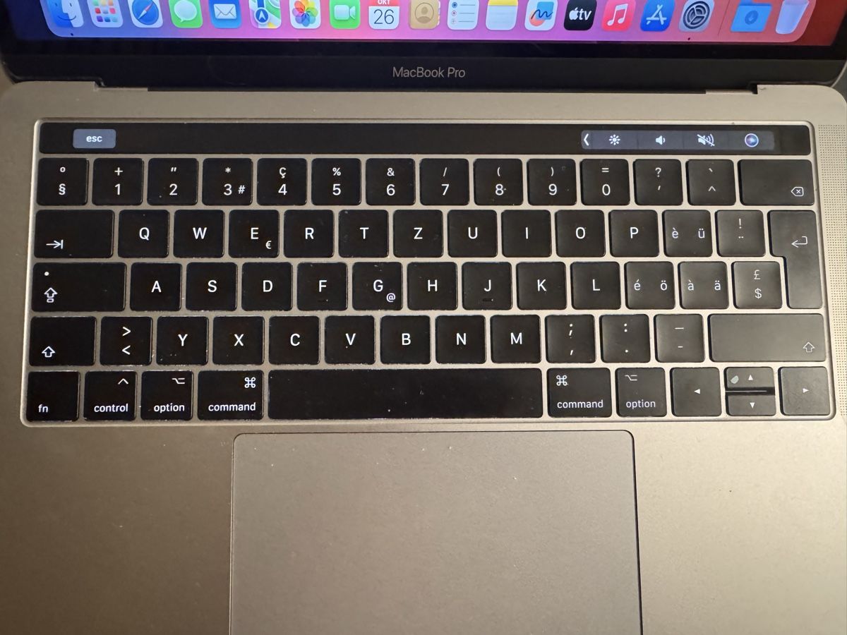 Apple Notebooks: MacBook Pro 13, 2017 mit 500GB SSD, i5, Touchbar – Gebraucht aus Gisikon von Andy251 2