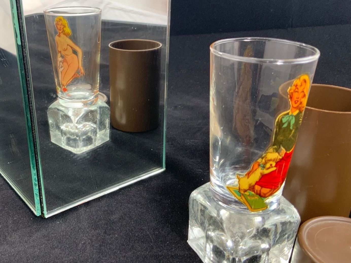 Bicchieri: Vintage nude shot Glas – Usato da Erlach venduto da silvia3235 2