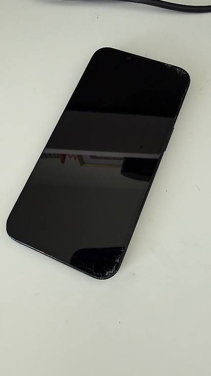 Telefoni cellulari / Smartphones: Iphone 13 noir, 128GB – Usato da La Neuveville venduto da ism_8qnt 3