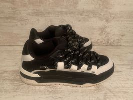 Bershka Sneakers Skaterschuhe Größe 44