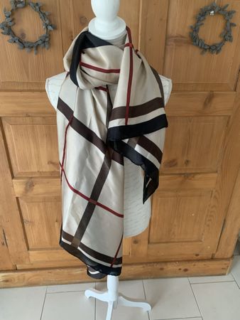 Schönes grosses Foulard Neu 185x85cm