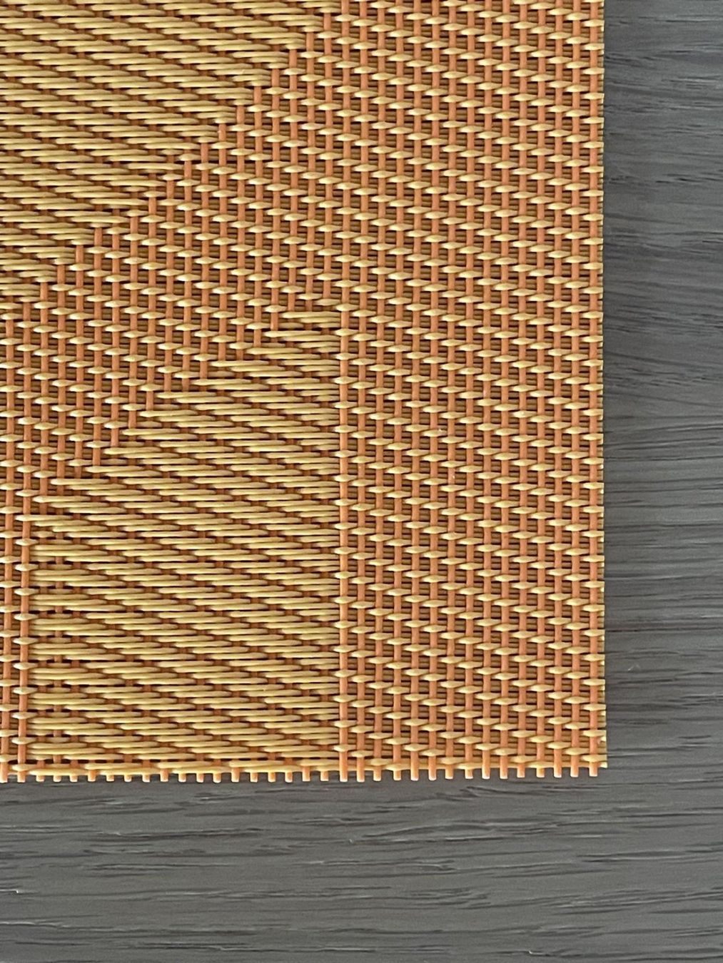 Set di tavolo e panche: 5 Tischsets Orange abwaschbar 46x30 cm – Usato da Winkel venduto da Kade50 2