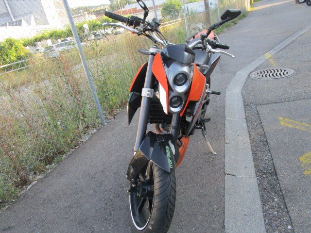 KTM Route: KTM 690 Duke defekt als Ersatzteilspender oder für Export – Défectueux à St. Gallen par Moser13 7
