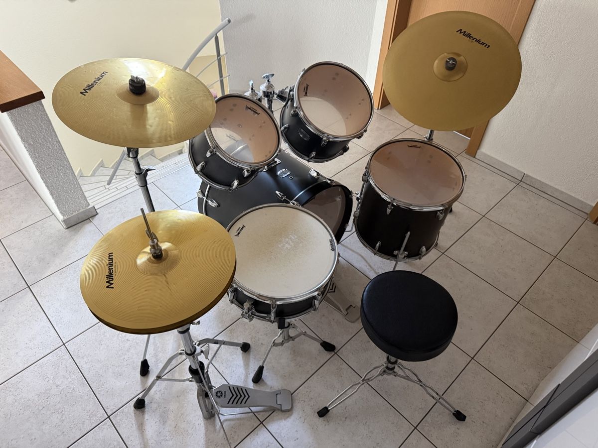 Yamaha Strumenti musicali: Schlagzeug YAMAHA / Stage custom – Usato da Oberwil-Lieli venduto da Dari0 2