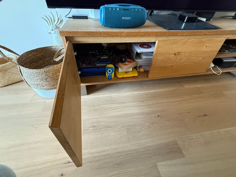 TV-Möbel, Stahl und holz massiv, keilgezinkt - MiCasa 6