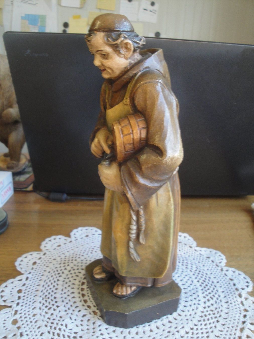 Sculture & Statue: Holzfigur Mönch mit Bierfass – Usato da Trachslau venduto da post35