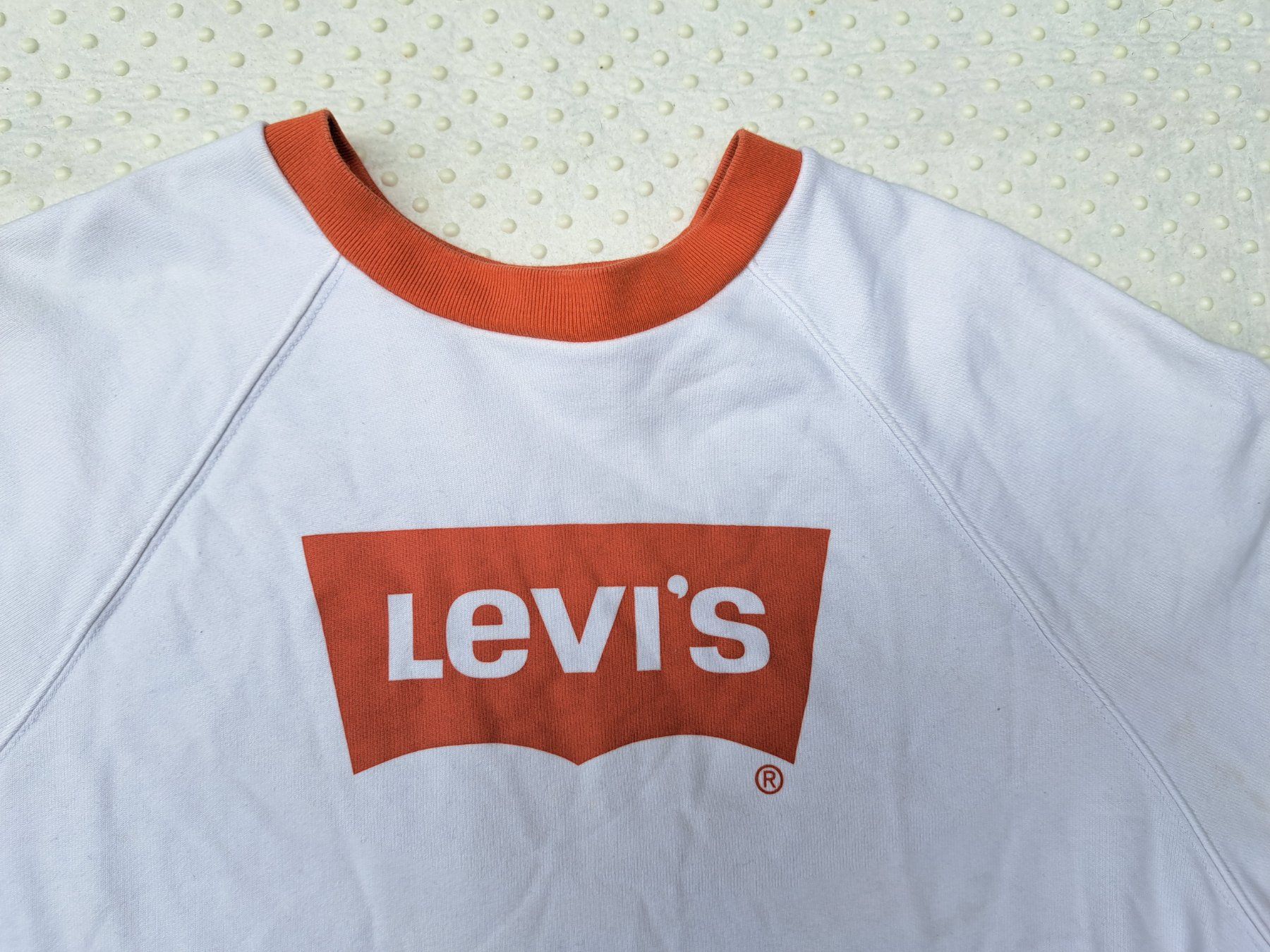Levi's Maglioni & Felpe: Levi's Pullover Weiss Orange Grösse XS gebraucht – Usato da Gysenstein venduto da joshuas81 1