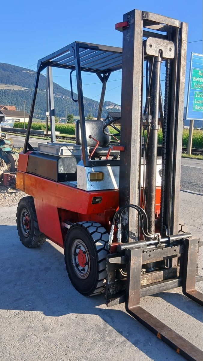 Linde Carrelli elevatori e a forche: Linde Stapler  Diesel H 25 – Usato da Niederbipp venduto da baggerch 2