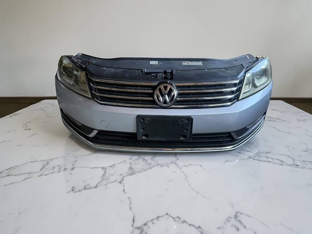 Tutti pezzi di ricambio auto: VW Passat B7 2011 - 2014 Frontpaket – Usato da Safenwil venduto da Optimec_GmbH