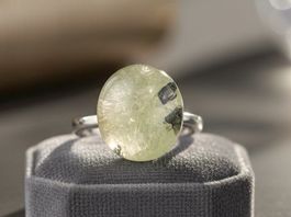 Eleganter Prehnit Silberring 925 - NEU