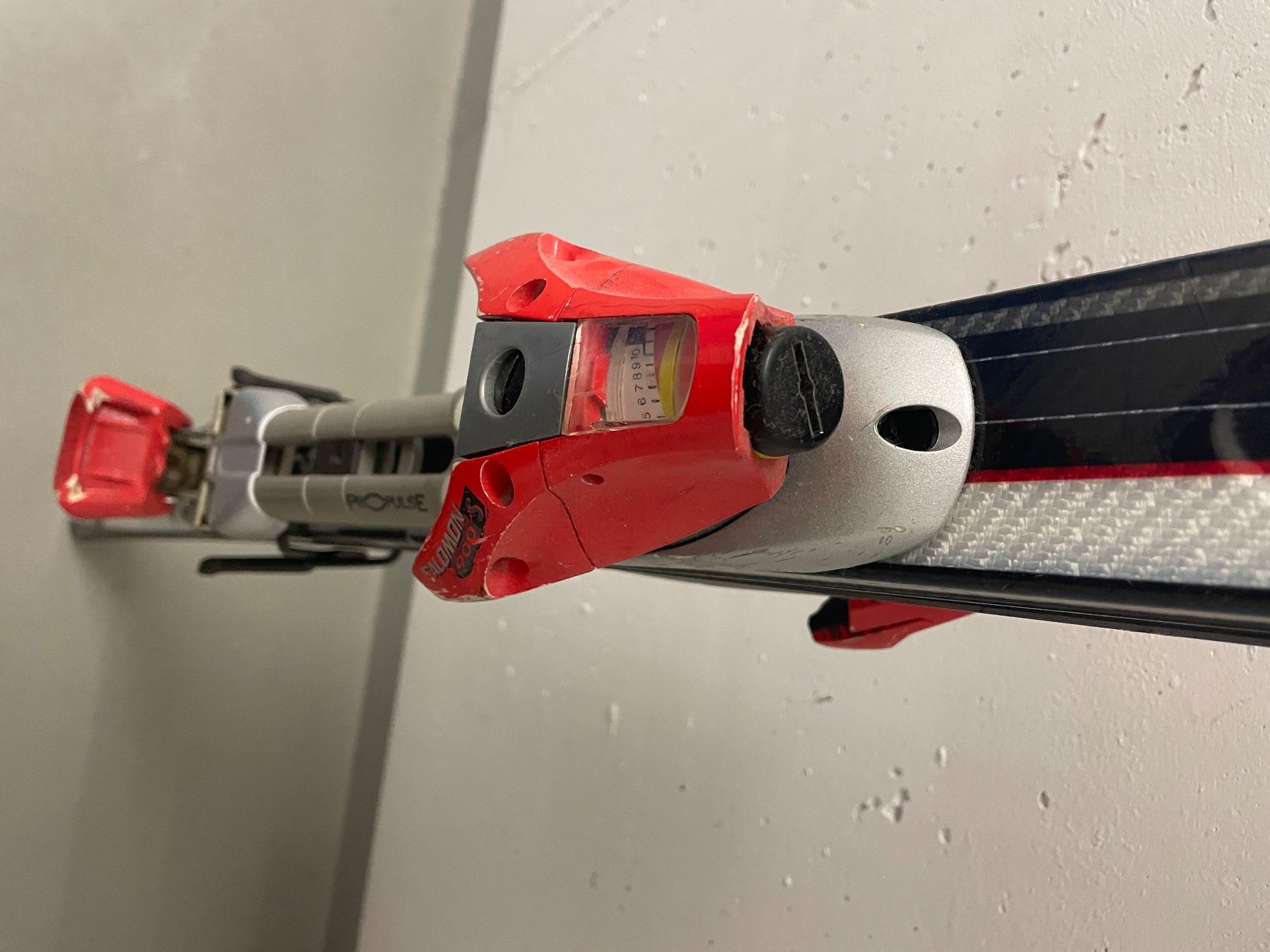 Salomon Sci: Salomon skis with bindings 184cm – Usato da Männedorf venduto da iza04 7