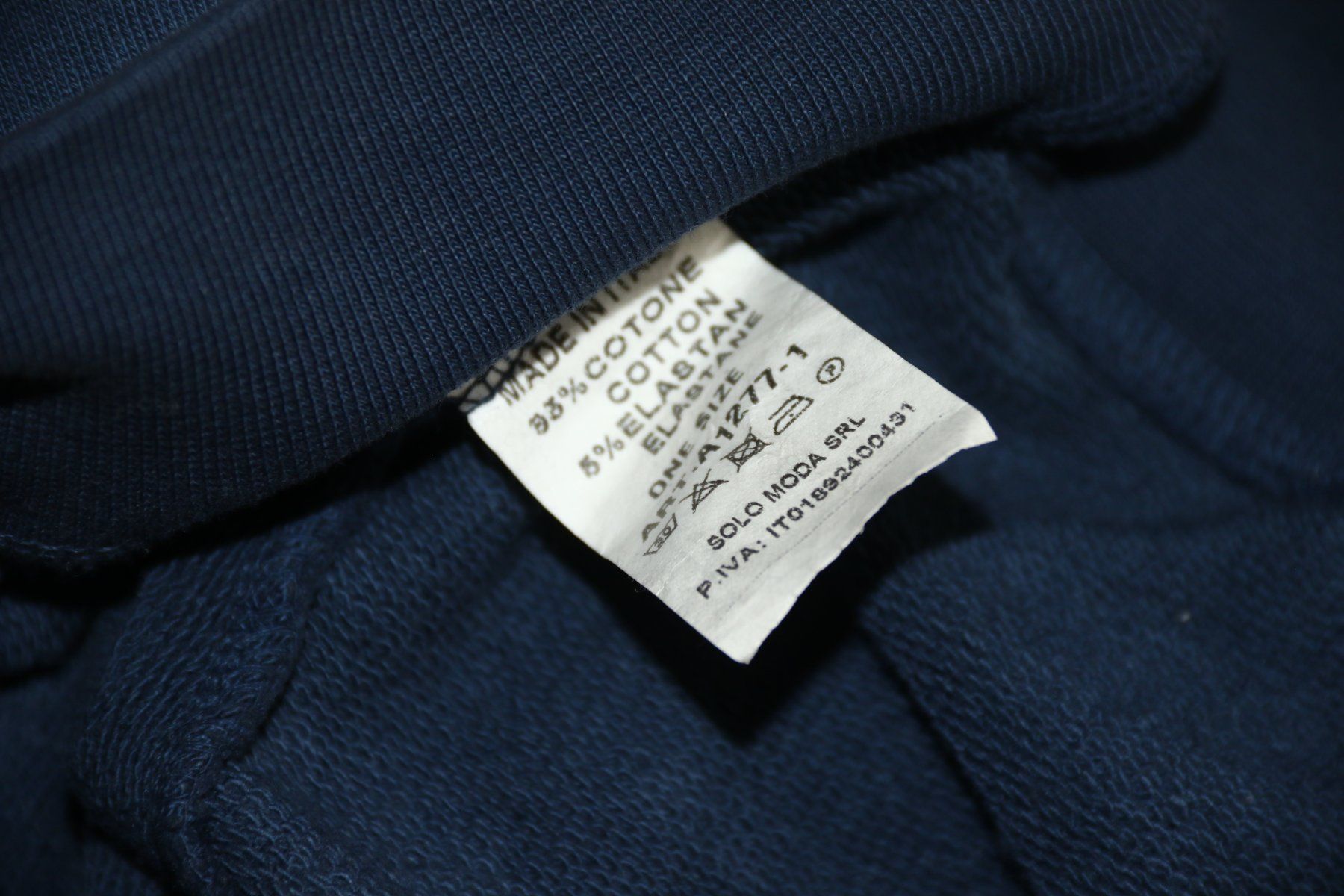 Maglioni & Felpe: Cooles Sweatshirt Gr.S-M NEU – Nuovo (secondo la descrizione) da Oberwil-Lieli venduto da Svetlana28 7