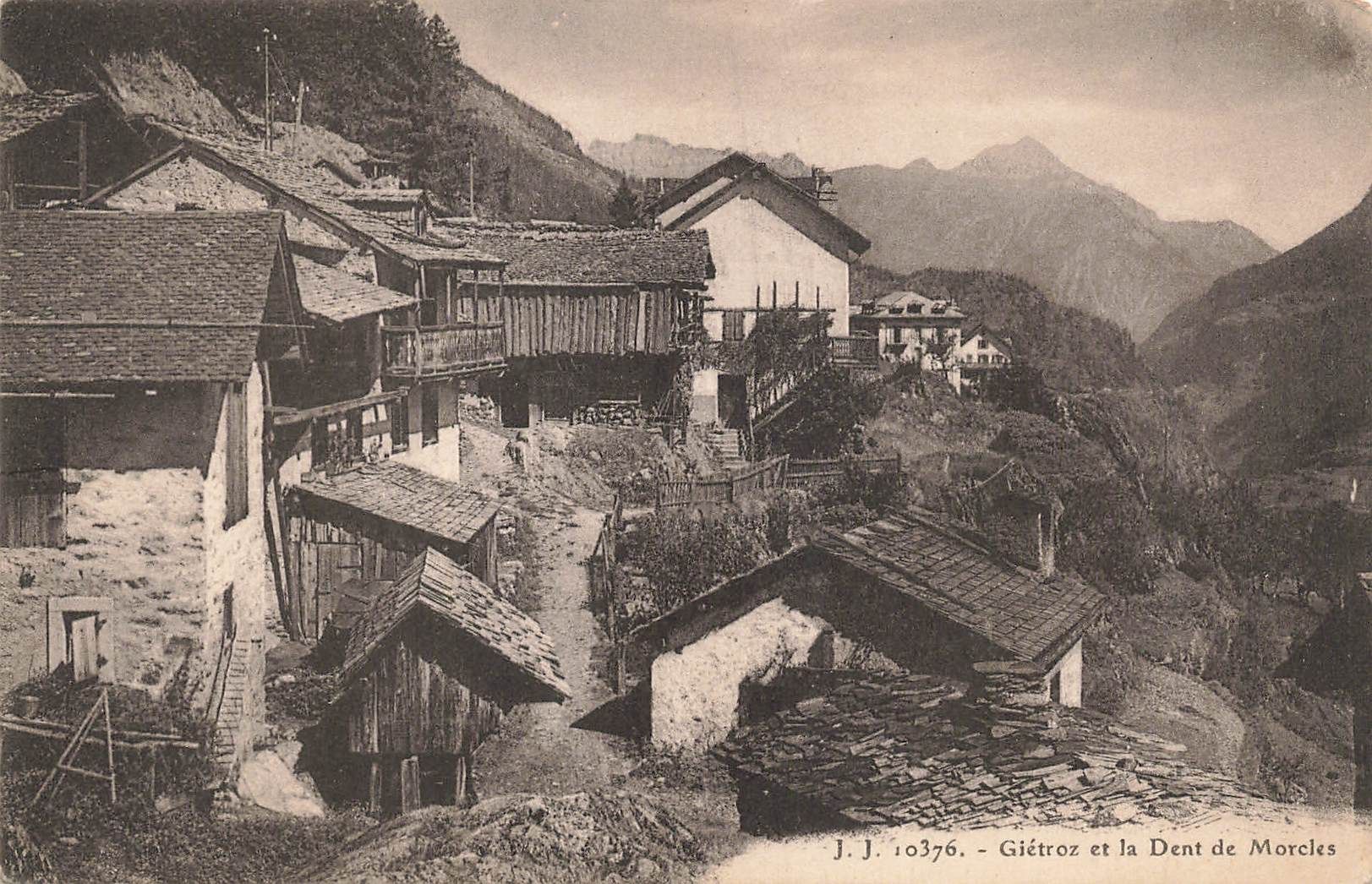 Cartoline postali: Giétroz VS Dorf und Dent de Morcles – Usato da Biasca venduto da Blenio71