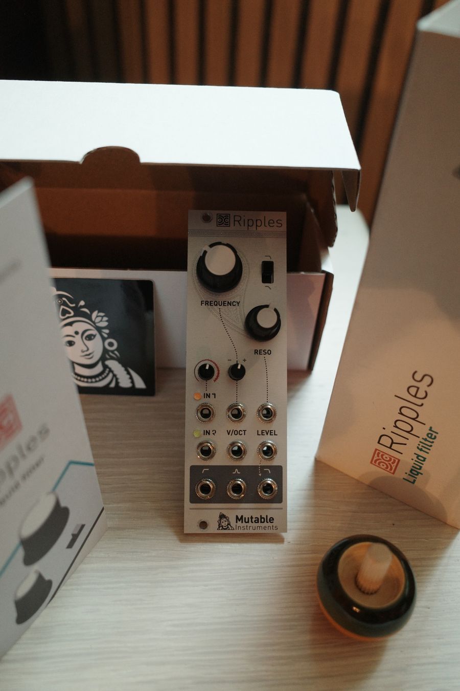 Instruments de musique: Mutable Instruments Ripples Liquid Filter – D'occasion à Fribourg par altmix