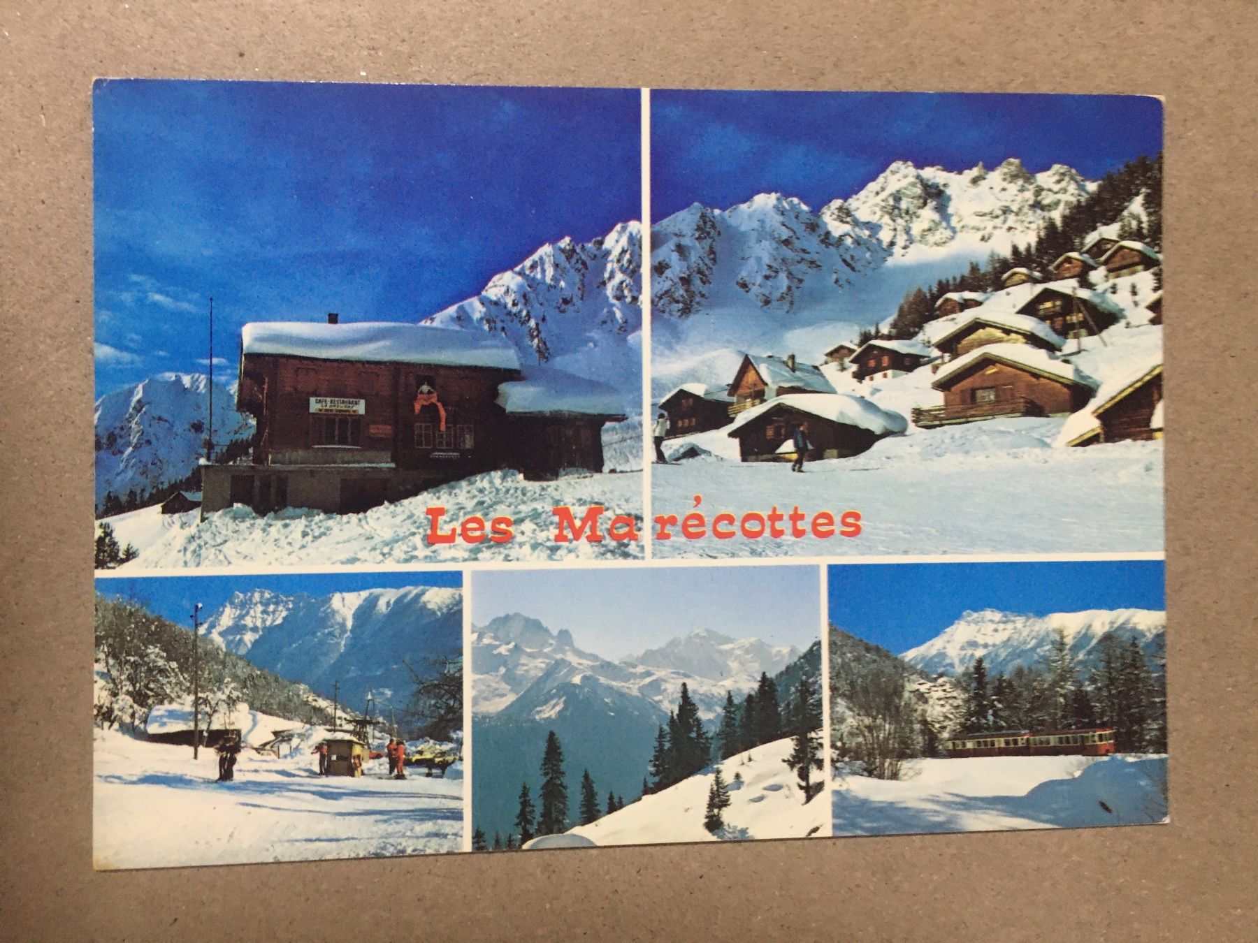 Cartoline postali: AK Wallis Les Marecottes Winter Skilift Bahn – Usato da Küttigen venduto da Melisch1000