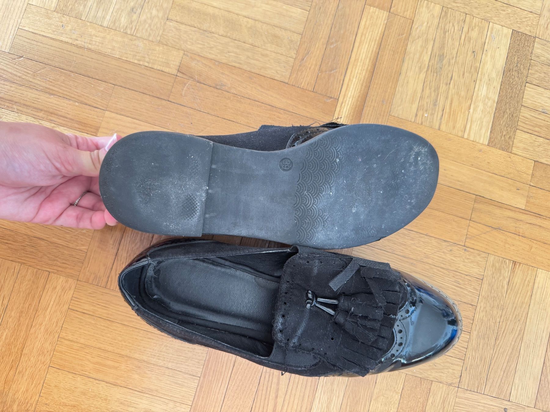 Damenschuhe: Mocassin noir classique – Gebraucht aus Montreux von Iza_81199 3