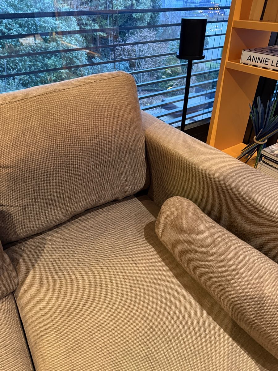 Divani: 3-Seater Sofa 223 cm x 111cm – Usato da Zollikon venduto da garth1980 5