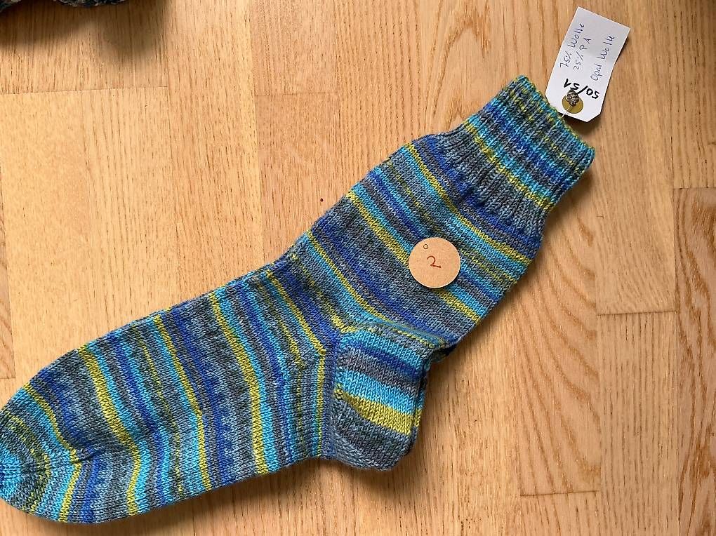 Chaussettes: Socken Gr 50/51 handgestrickt  – Neuf avec emballage d'origine à Liestal par Strigg-Grossmami 2