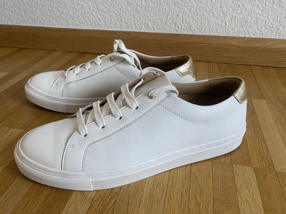 Banana Republic Herrenschuhe: Banana Republic Ledersneaker – Gebraucht aus Aesch BL von Gamazoru 3
