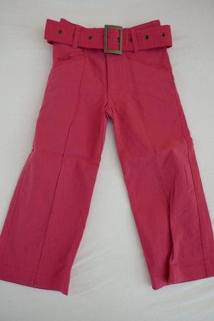 Schmucke rote Hosen mit Gurt, Gr. 92