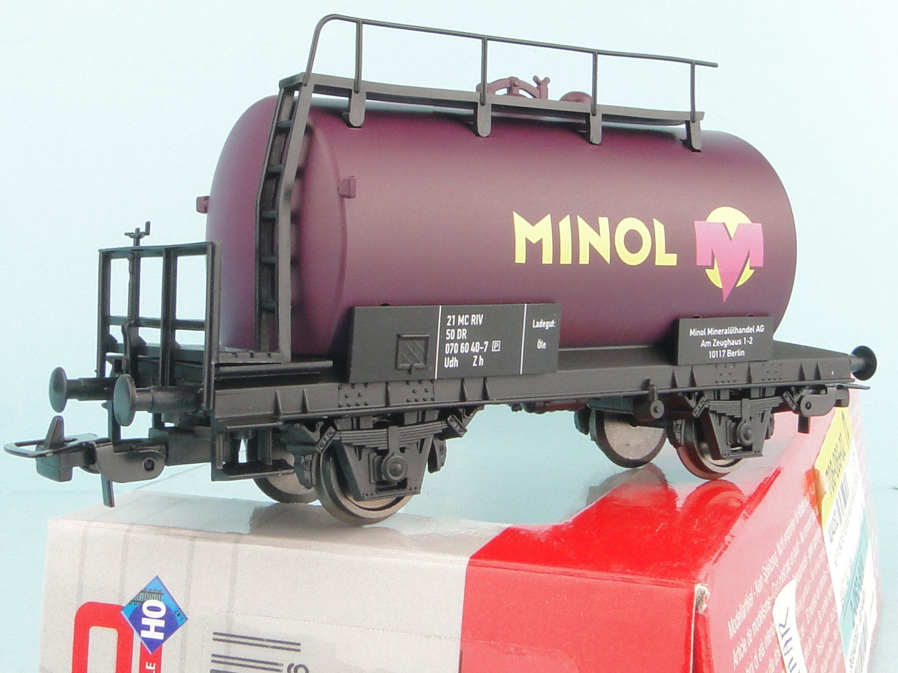 Piko Modelleisenbahnen: Piko 57754 Minol – Gebraucht aus Bülach von cann11