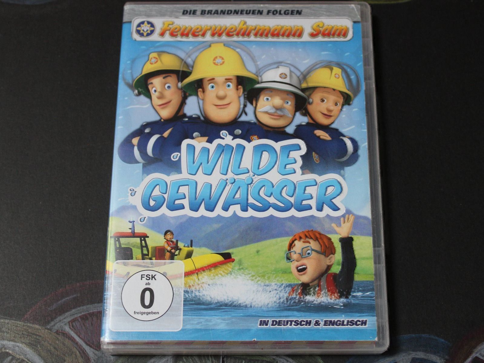 Tutti i DVDs: FEUERWEHRMANN SAM - WILDE GEWÄSSER DVD!! – Usato da Tübach venduto da JamesStone 1