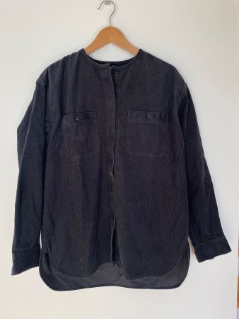 UNIQLO Cordhemd / ohne Kragen – Anthrazit – Gr. S, Oversized