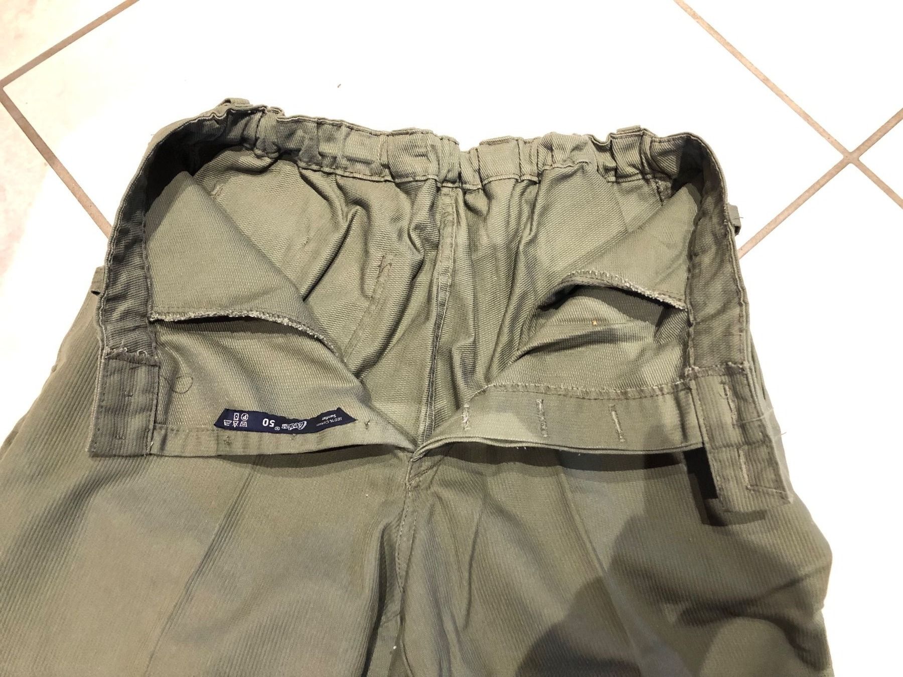Pantaloni: Freizeithose grün Gr. 50 ( 11 ) – Usato da Schübelbach venduto da Dolly990_2 1
