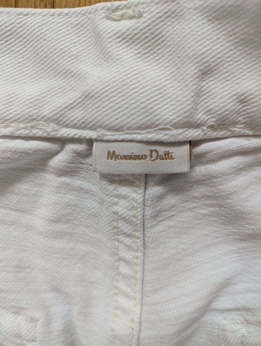 Massimo Dutti Jeans: Jean blanc Massimo Dutti T. 40 – Gebraucht aus Attalens von cam_mq9h 8